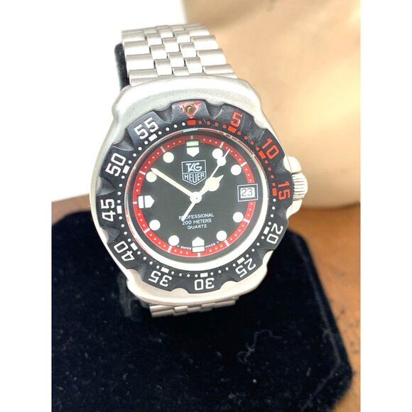 Tag Heuer Unisex Watch WA1214 Professional Swiss Quartz Red Black Dial 34mm - Picture 13 of 14